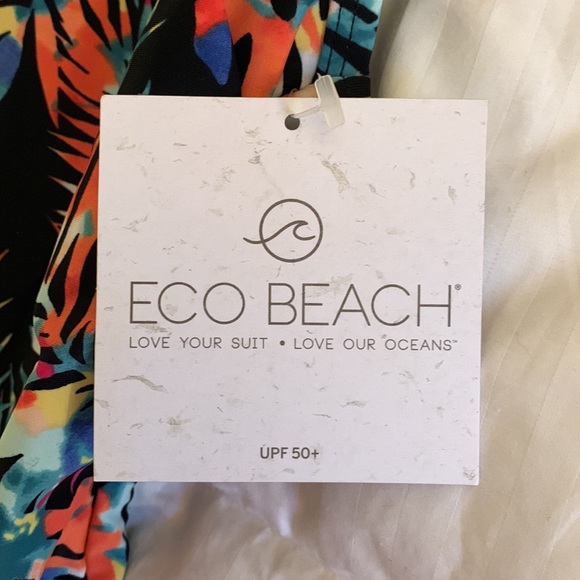 New ECO BEACH Swimsuit Size Large - Picture 4 of 6